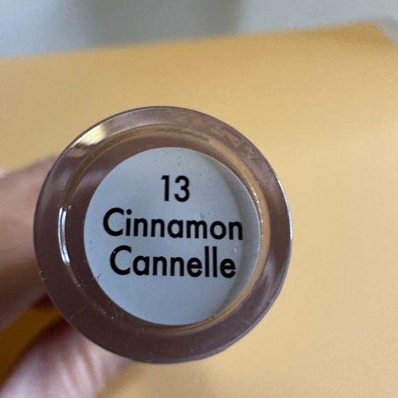 🩷5/$10 Jordan Take Cover Concealer - Brown - Picture 4 of 5